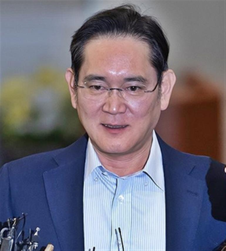 Samsung chief Lee Jae-yong visits India: Report