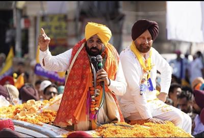 भगवंत मान ने फिरोजपुर से आप उम्मीदवार जगदीप सिंह काका बराड़ के पक्ष में किया रोड शो