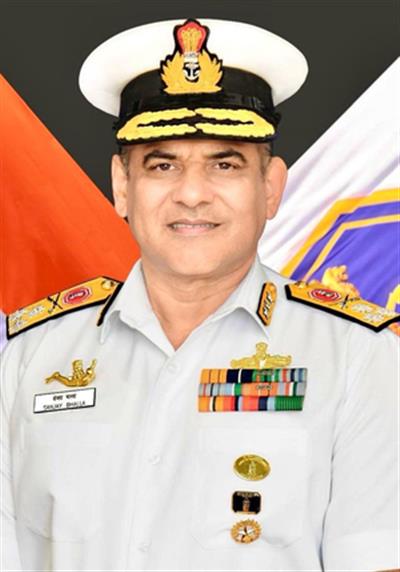 वाइस एडमिरल संजय भल्ला ने भारतीय नौसेना के कार्मिक प्रमुख का पदभार ग्रहण किया