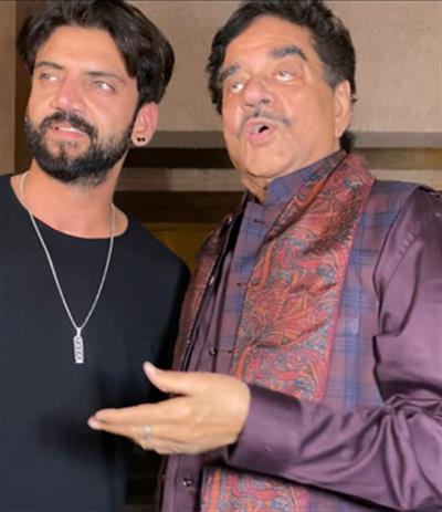 Ahead of Sonakshi’s wedding, father Shatrughan dines with Zaheer Iqbal and family