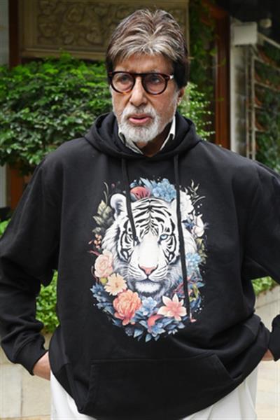 Big B is working on mobile platform to connect with and see fans from across locations