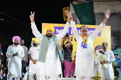 Chief Minister Bhagwant Mann held public meetings in Jalandhar West Assembly, fiercely attacked BJP - Congress 