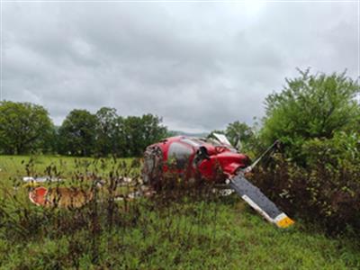 4 hurt in Mumbai-Hyderabad chopper crash near Pune; emergency landing failure suspected (Ld)