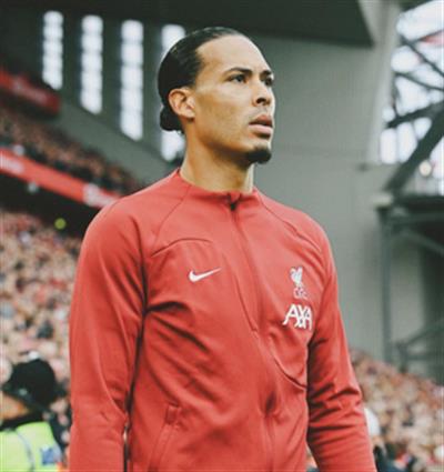 Virgil van Dijk is ‘very calm’ over Liverpool future