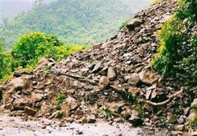 Pakistan: 12 killed in landslide