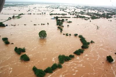 3 of family swept away in Gujarat floods, bodies recovered