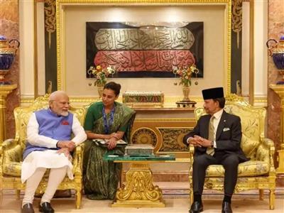 PM Modi meets Sultan of Brunei, discusses bilateral ties