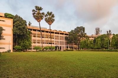 IIT Bombay secures record Rs 700 crore fund for research and development