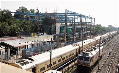 At Chandigarh railway station, platform number-5 and 6 will be blocked again