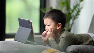 Too much screen time can affect kids’ language skills