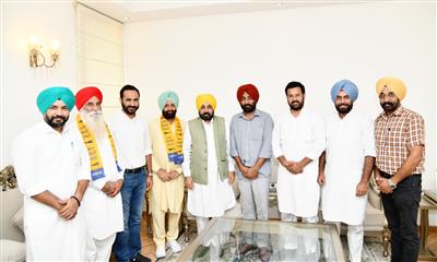 Congress leader and Barnal MC president Gurjit Singh Ramanvasia and social worker Kulwant Singh join AAP