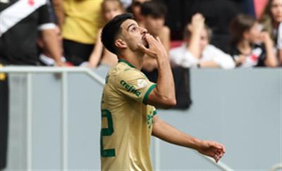 Serie A: Palmeiras edge past Vasco to keep pressure on leaders