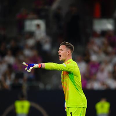 'It looks like a serious injury for ter Stegen', says Hansi Flick