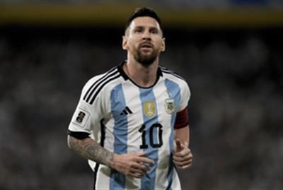 Messi returns to Argentina squad for World Cup qualifiers