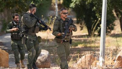 Israeli army continues intensive attacks on Beirut's southern suburbs