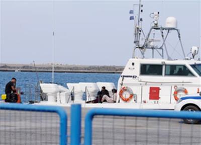 4 dead after migrant boat sinks off Greek island