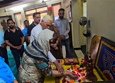 On the 23rd anniversary of Rana Hospital, Shri Amritvani was recited in the hospital