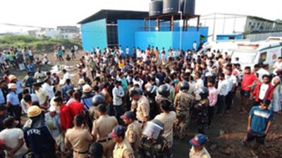 Three workers killed as water tank crashes in Pune, more feared trapped