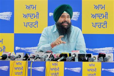 Badal family has turned sacred Shiromani Akali Dal into a family business: Malvinder Kang