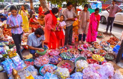 त्यौहारी वस्तुओं पर मूल्य वृद्धि से चेन्नई में दीपावली की बिक्री प्रभावित हुई