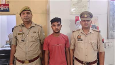 Mumbai Police arrest Noida man for death threat to Zeeshan Siddique