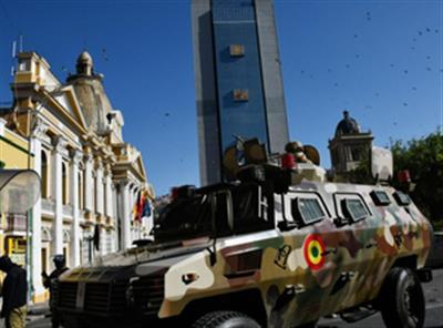 Government opponents occupy military barracks in Bolivia