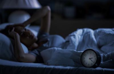 Study explains why females sleep less