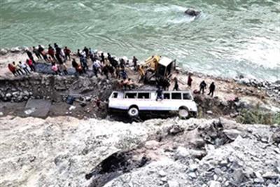 Five killed, 20 injured as bus falls into river near Bengal-Sikkim border