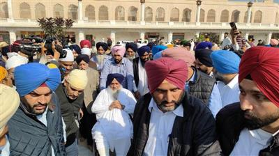 Sukhbir Singh Badal Visits Sri Akal Takht Sahib on Wheelchair Ahead of Tankhaiya Verdict