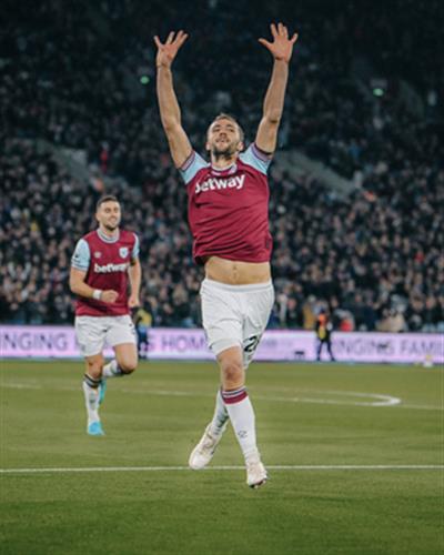 Premier League: West Ham beat Wolves to end winless run