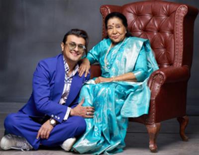 Asha Bhosle, Sonu Nigam to share the stage in Dubai for special performance