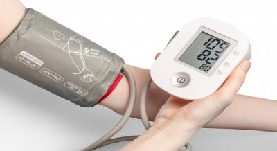 Many factors distort blood pressure reading: report