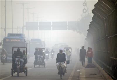 Delhi’s air quality deteriorates to ‘severe’ level amid cold wave