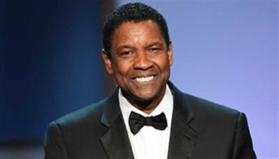 Denzel Washington gets baptized and receives a minister’s license