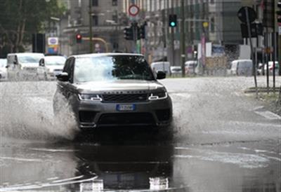 One dead, eight regions on alert as severe weather sweeps across Italy