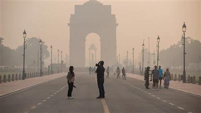 Delhi's AQI slips back to 'poor' levels, cold wave persists