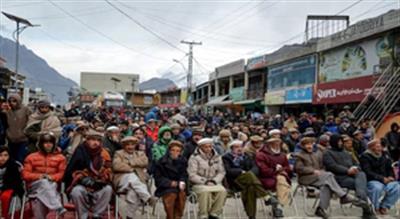 Protests over power outages choke Pakistan's trade route with China