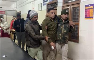 मध्य प्रदेश में शराब माफिया ने आबकारी पुलिस टीम पर किया हमला; 4 अधिकारी घायल हो गए