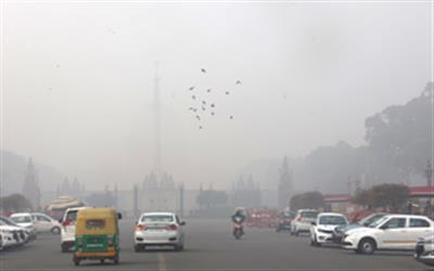 दिल्ली-एनसीआर में छाया घना कोहरा, कई जगहों पर दृश्यता हुई शून्य