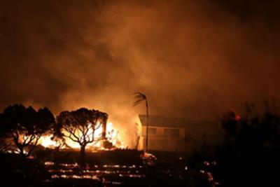 Next few days critical as weather emerges key factor in containing LA wildfires