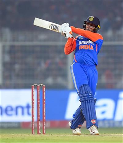 Injury scare for Abhishek Sharma ahead of second T20I in Chennai