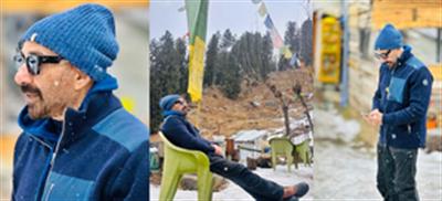 Sunny Deol turns 'snowman' in these holiday pics from Manali