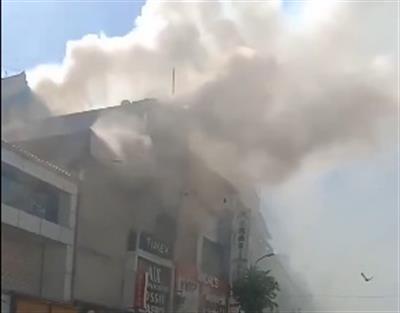 Massive fire at Udaipur's Bapu Bazaar, family of four rescued